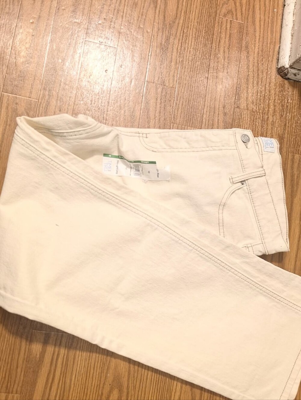 Time and Tru Cream Straight-Leg Jeans - Picture 6 of 16